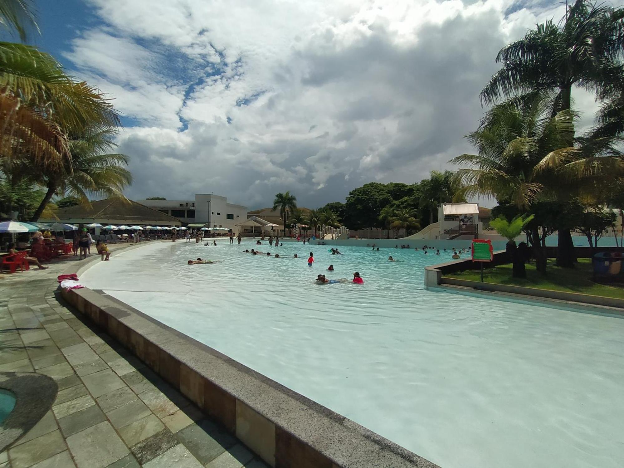 Lacqua Diroma, Mais Parque Acquatico Com Piscina De Ondas กัลดัสโนวัส ภายนอก รูปภาพ